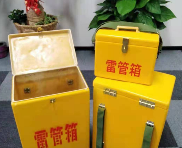 洛隆玻璃钢雷管箱有哪些特点